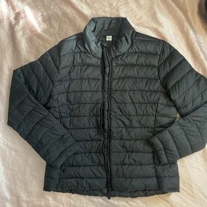 black puffer jacket